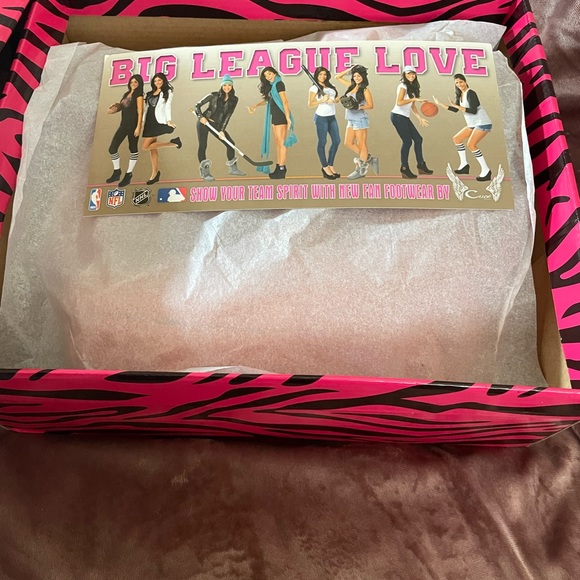 The spirited wedge - Picture 5 of 8